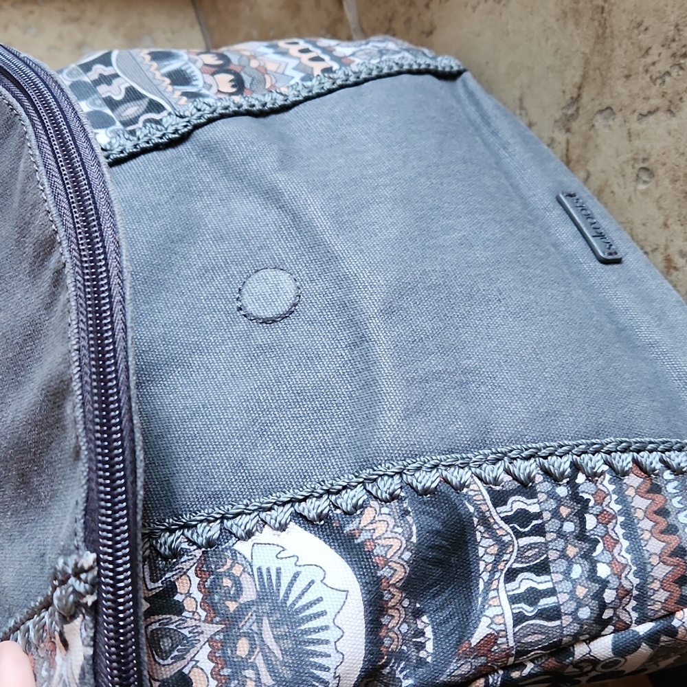 Sakroots Gray Crossbody Bag - Picture 7 of 16